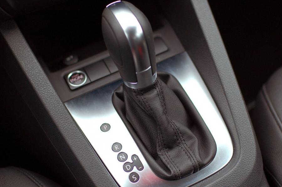  Volkswagen Jetta 2011 года  (фото 44 из 139)